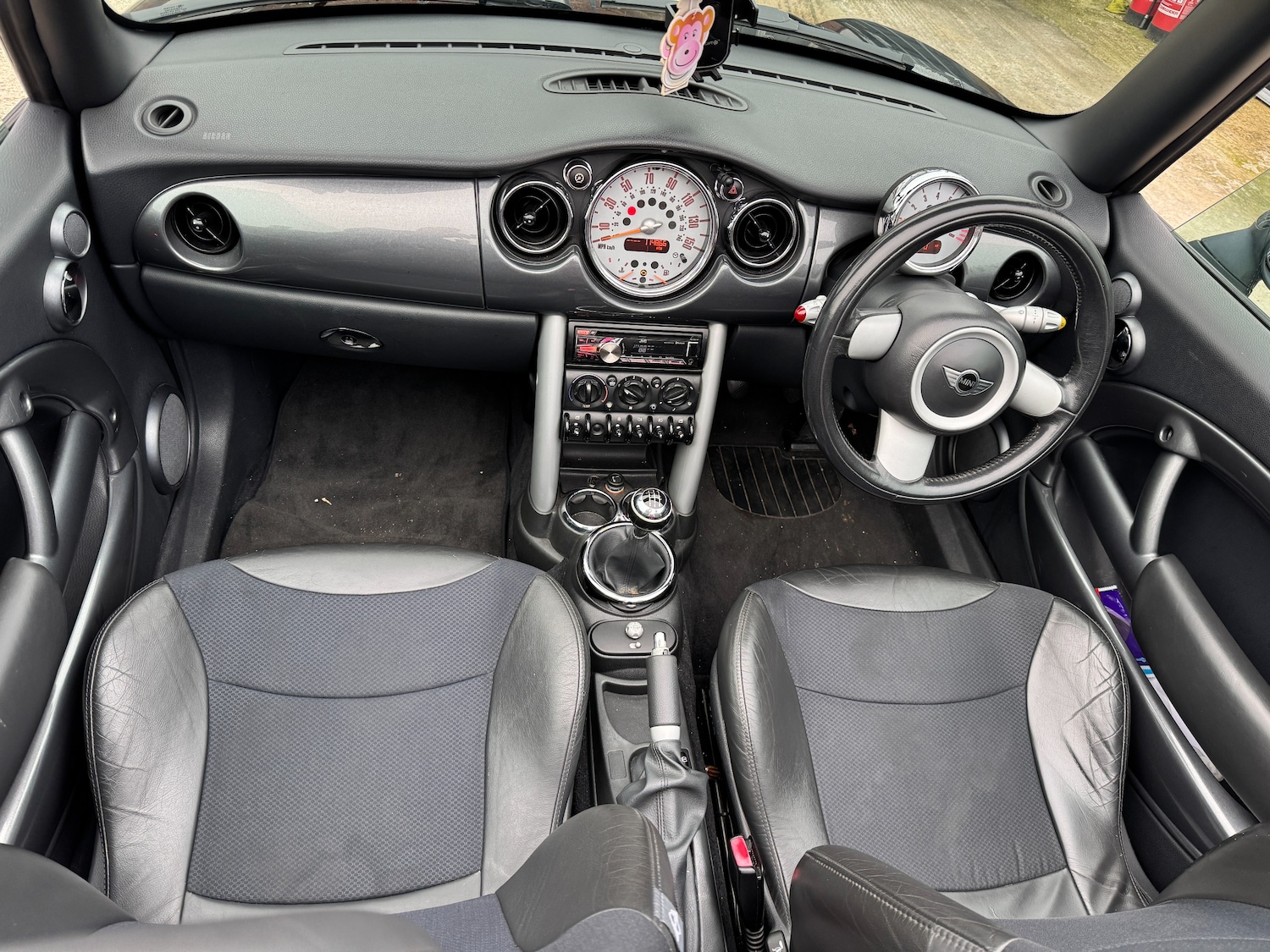 Used MINI Convertible 2006 for sale - 76346855: Photo 11