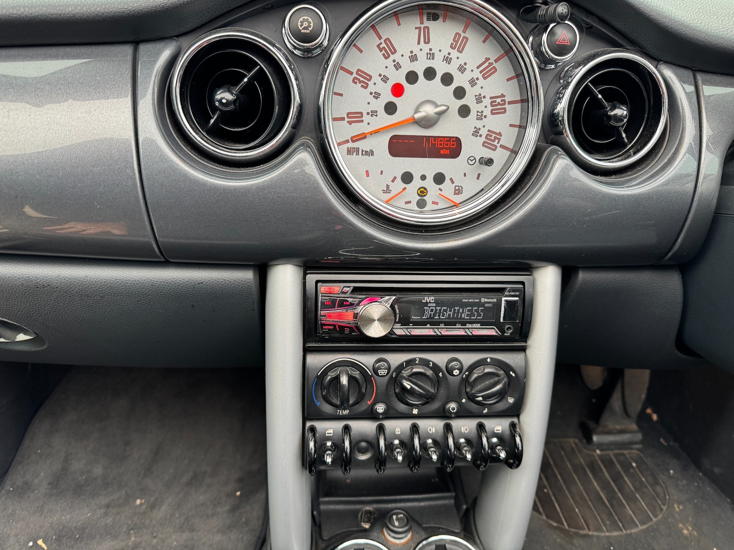 Used MINI Convertible 2006 for sale - 76346855: Photo 12