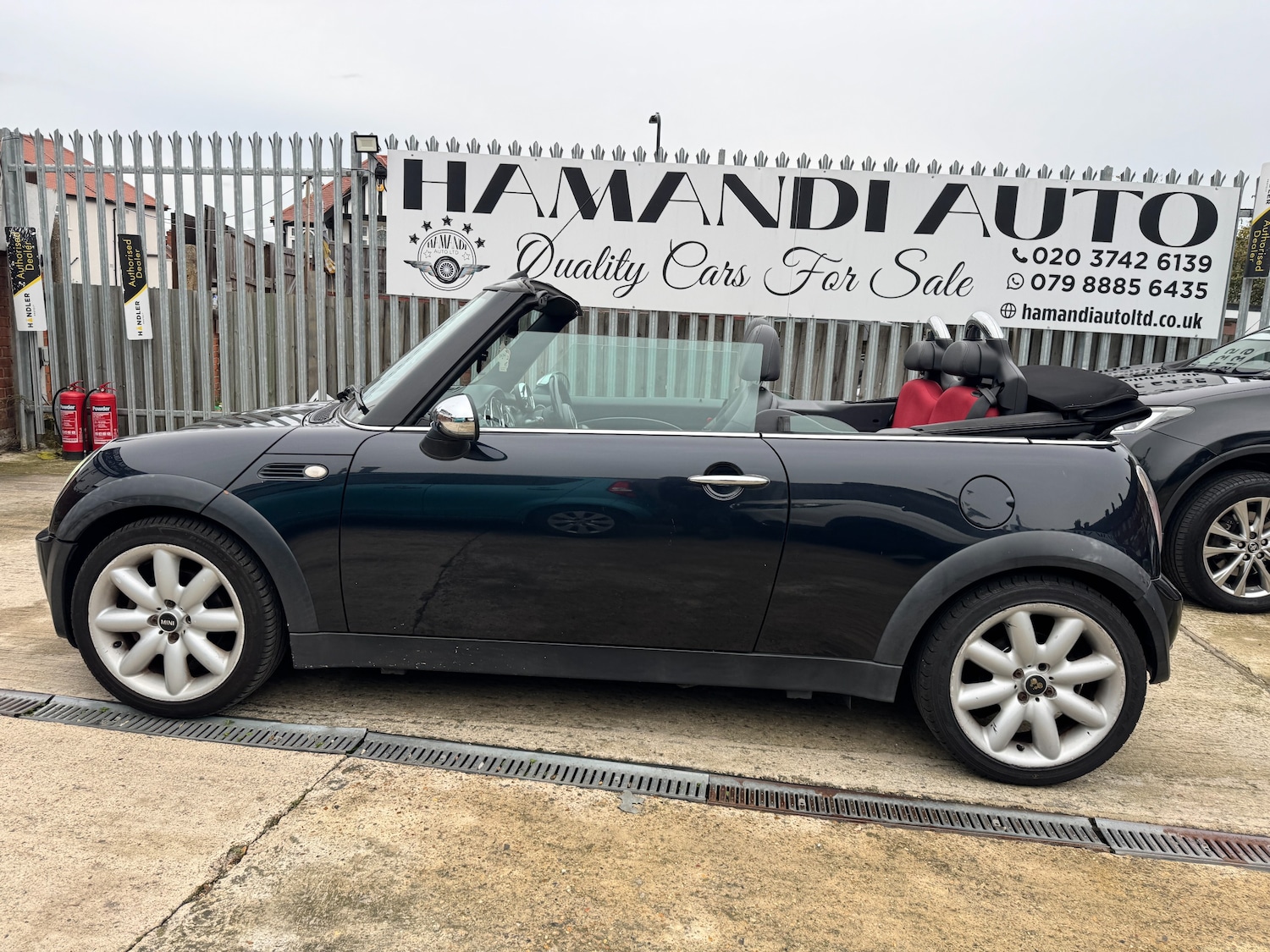 Used MINI Convertible 2006 for sale - 76346855: Photo 8