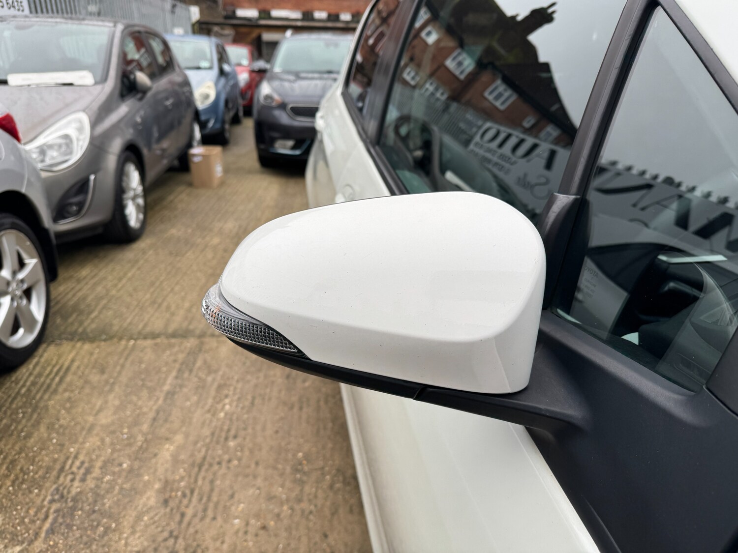 Used Toyota Yaris for sale - 77872279: Photo 13