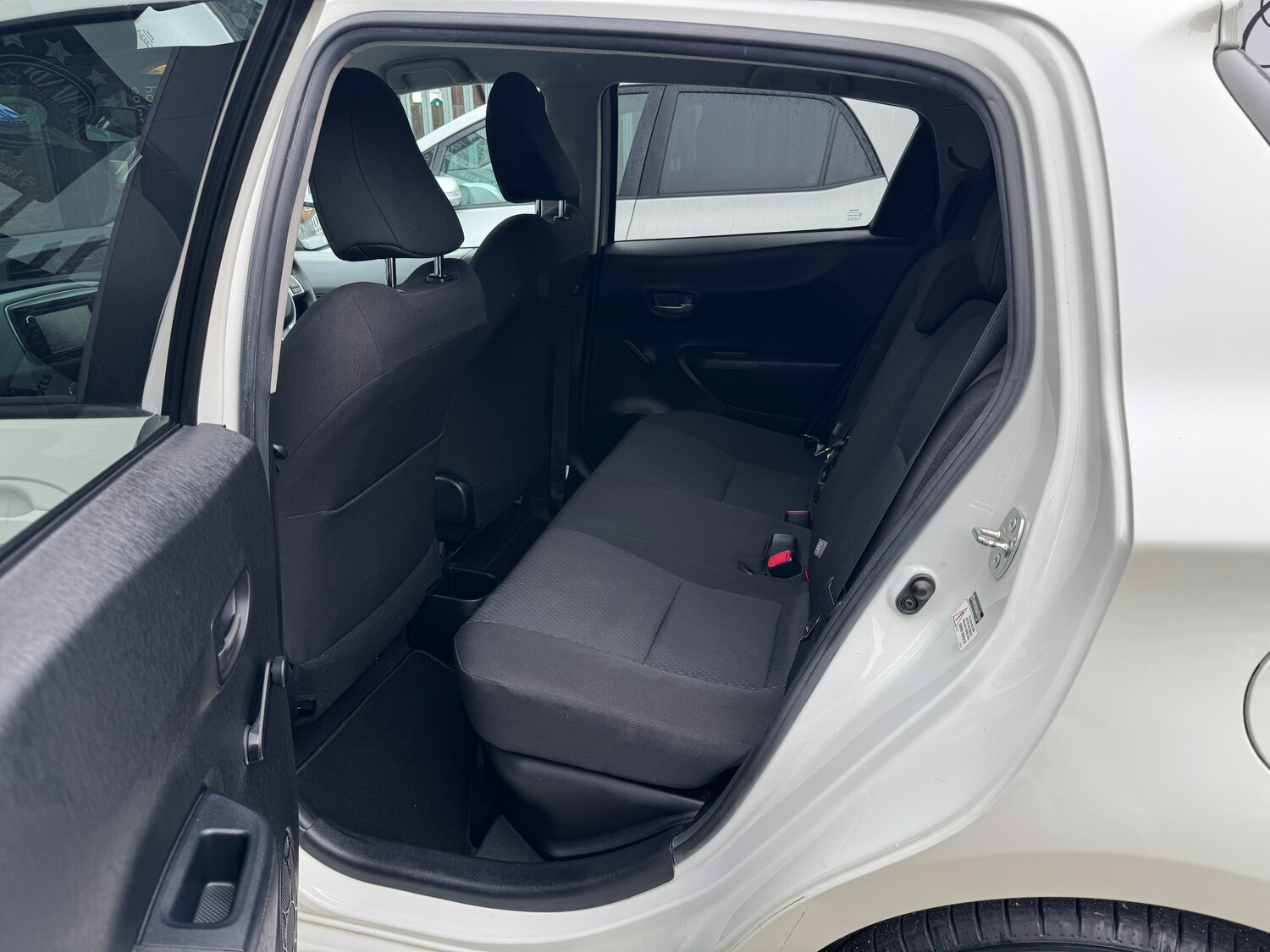 Used Toyota Yaris for sale - 77872279: Photo 31