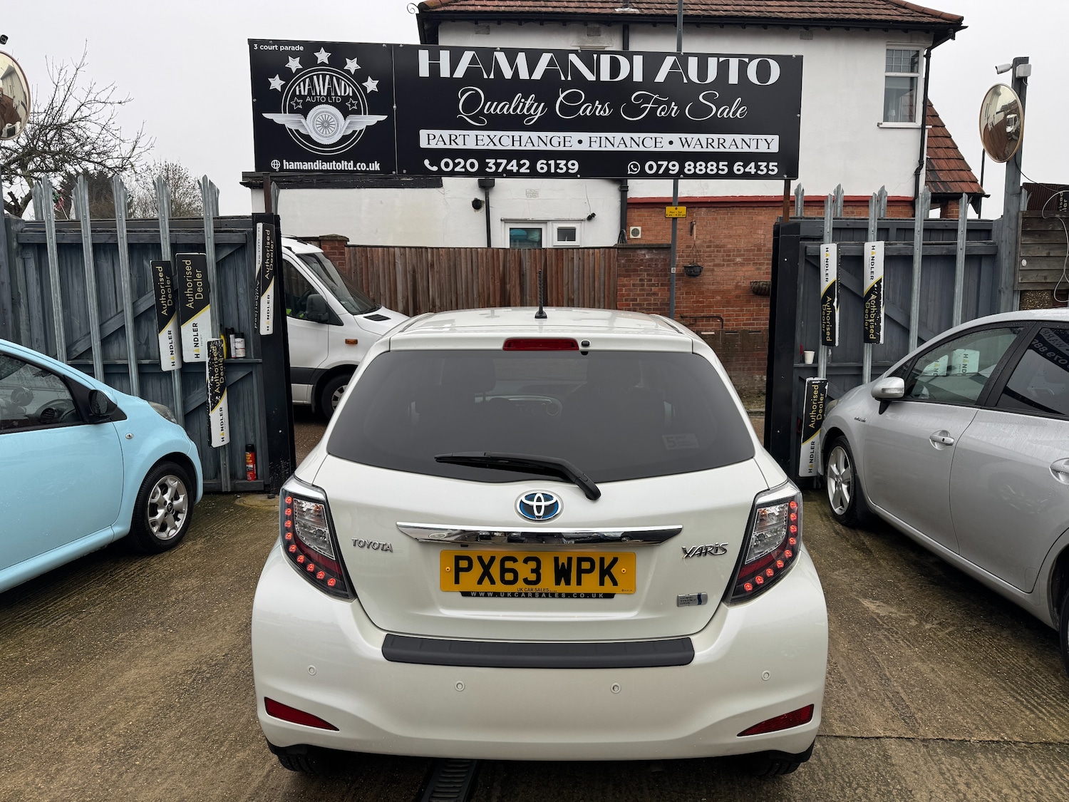 Used Toyota Yaris for sale - 77872279: Photo 4