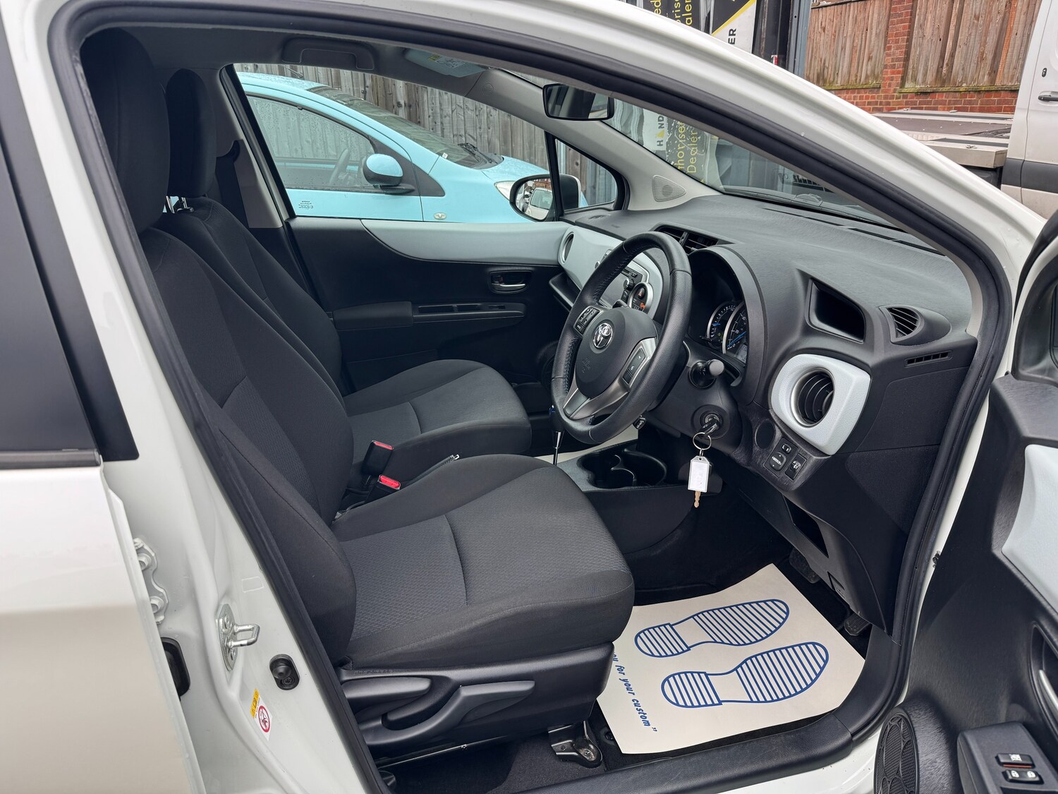 Used Toyota Yaris for sale - 77872279: Photo 50