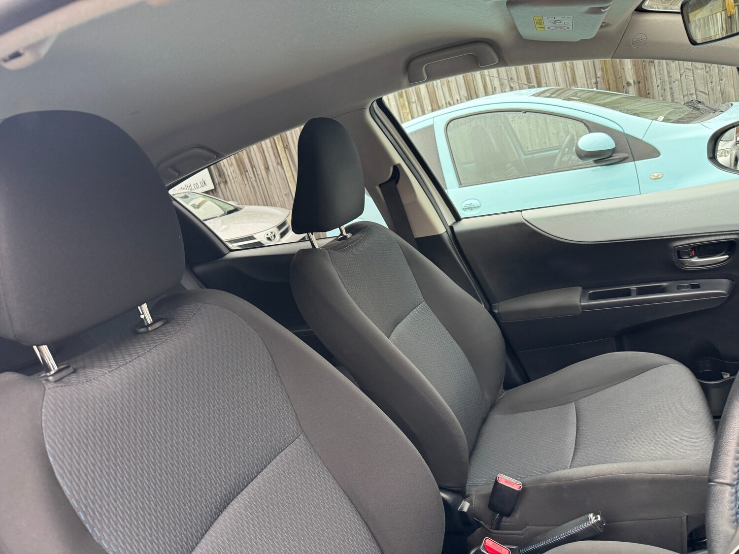 Used Toyota Yaris for sale - 77872279: Photo 53