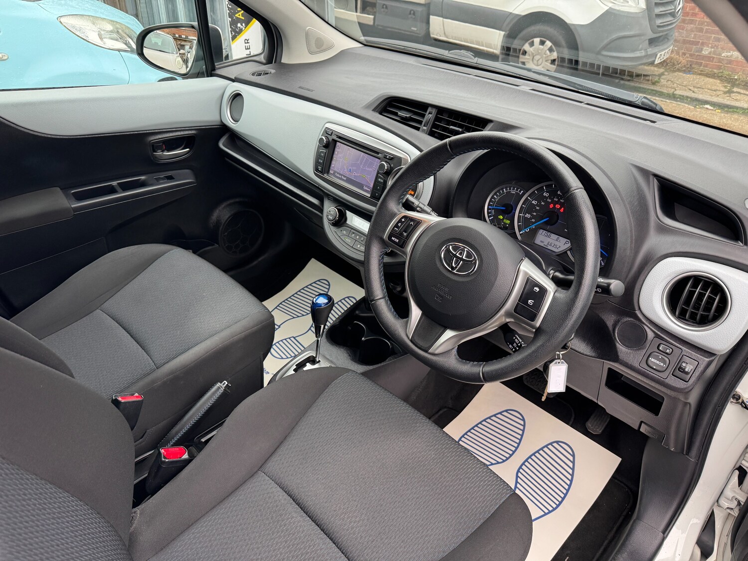 Used Toyota Yaris for sale - 77872279: Photo 54