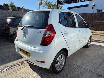 Used Hyundai i10 2013 for sale - 78364772: Photo