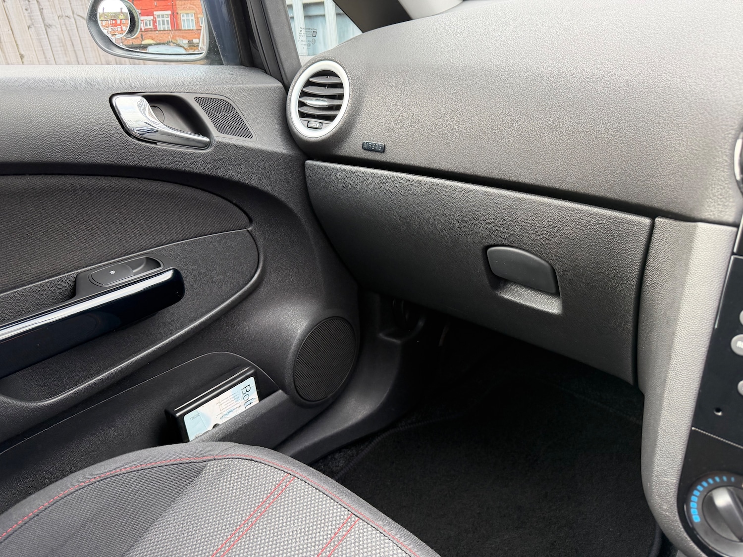 Used Vauxhall Corsa 2012 for sale - 77627692: Photo 16