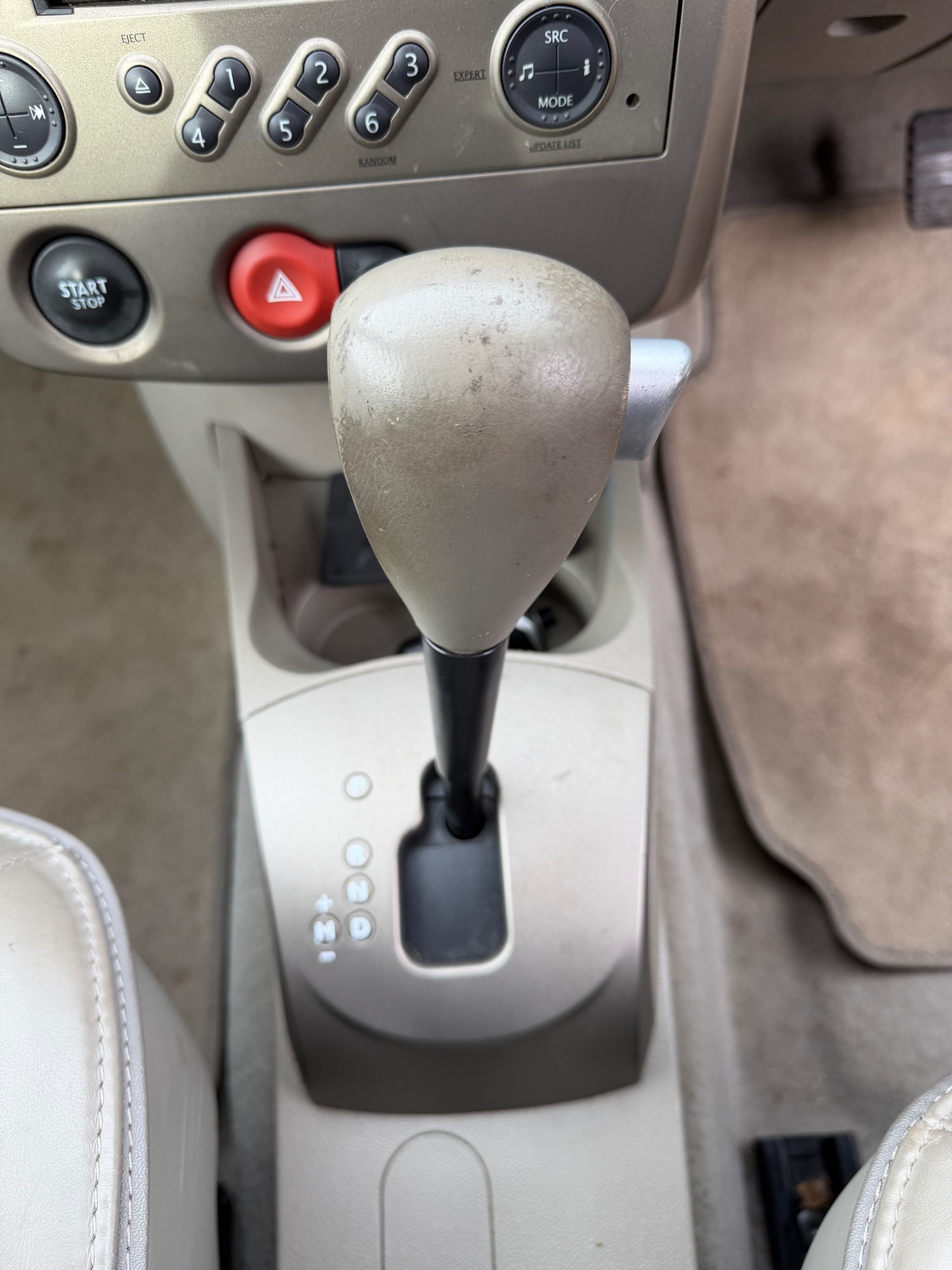 Used Renault Clio 2008 for sale - 77872235: Photo 24