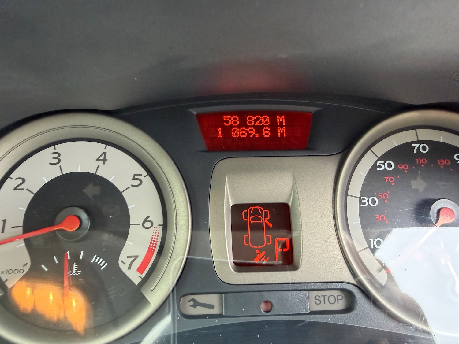 Used Renault Clio 2008 for sale - 77872235: Photo 28