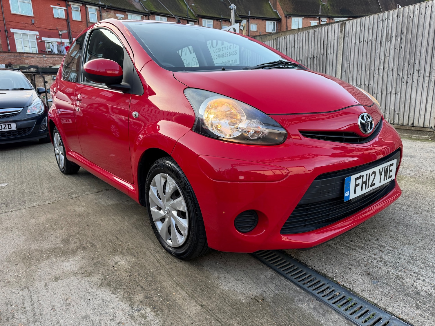 Used Toyota AYGO 2012 for sale - 76928159: Photo 11