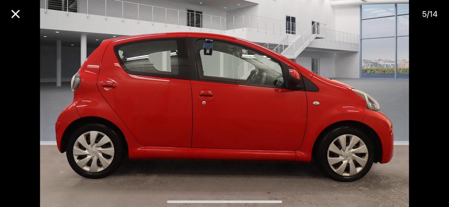 Used Toyota AYGO 2012 for sale - 76928159: Photo 2