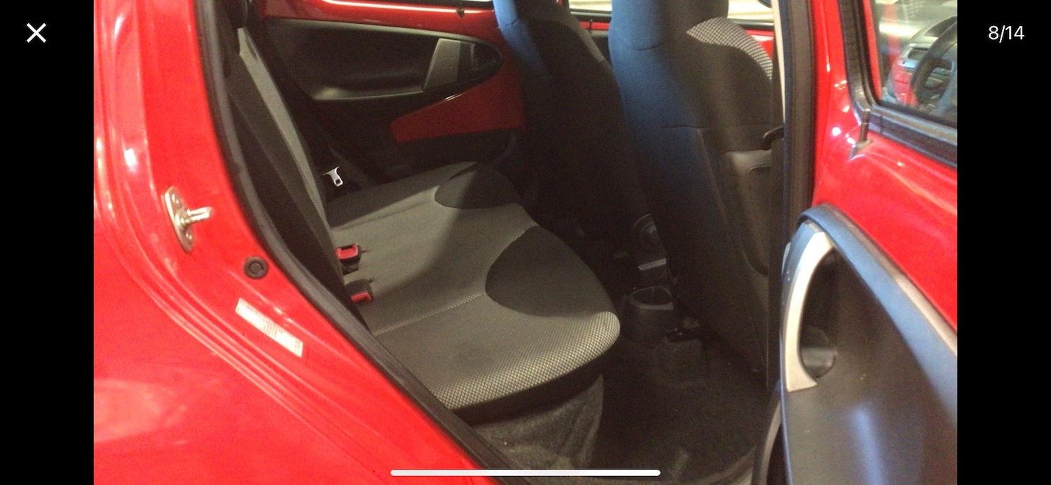 Used Toyota AYGO 2012 for sale - 76928159: Photo 5