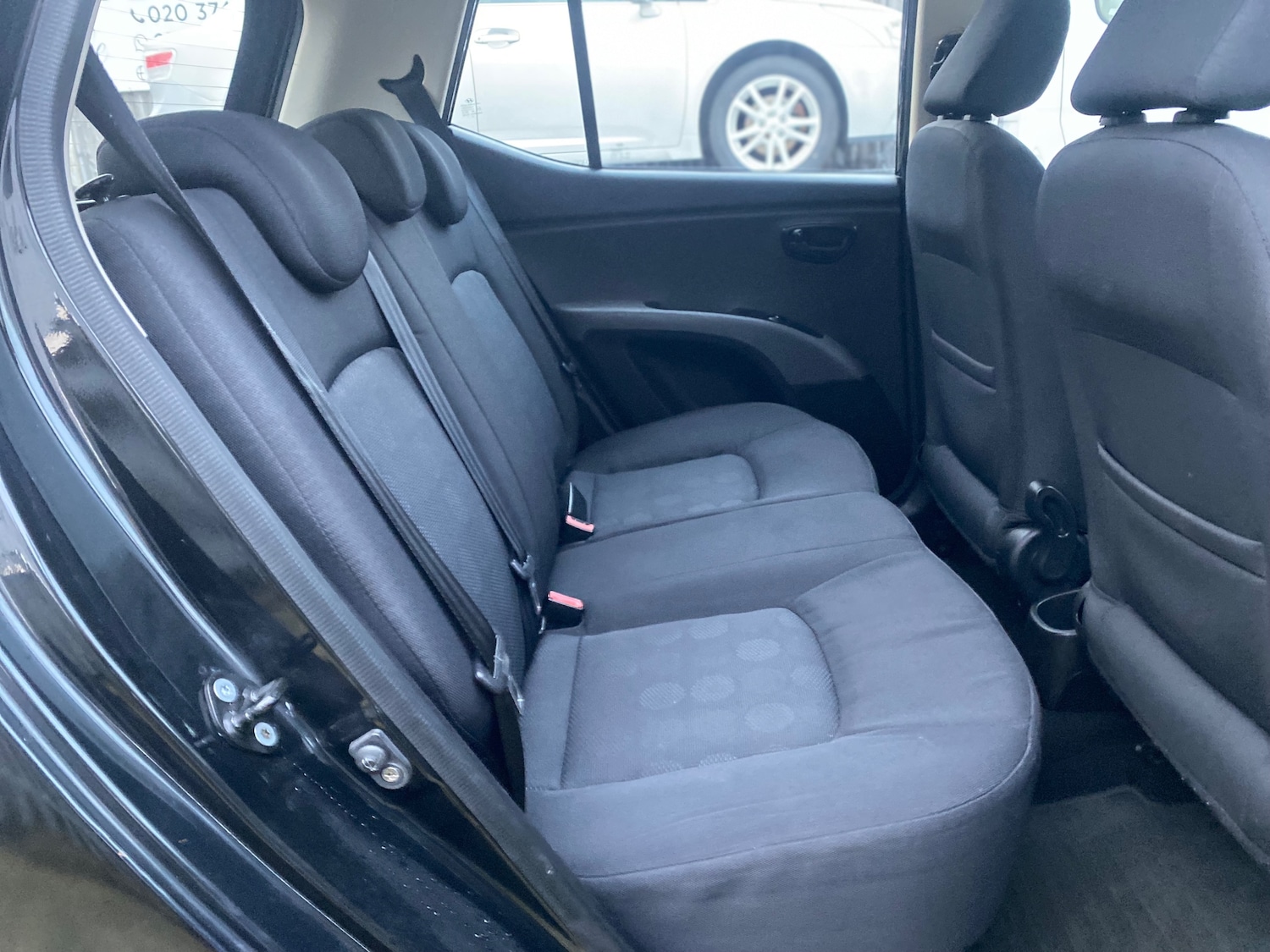 Used Hyundai i10 2010 for sale - 76851362: Photo 13