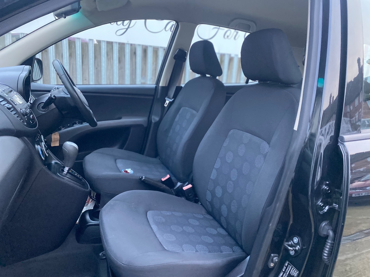 Used Hyundai i10 2010 for sale - 76851362: Photo 15