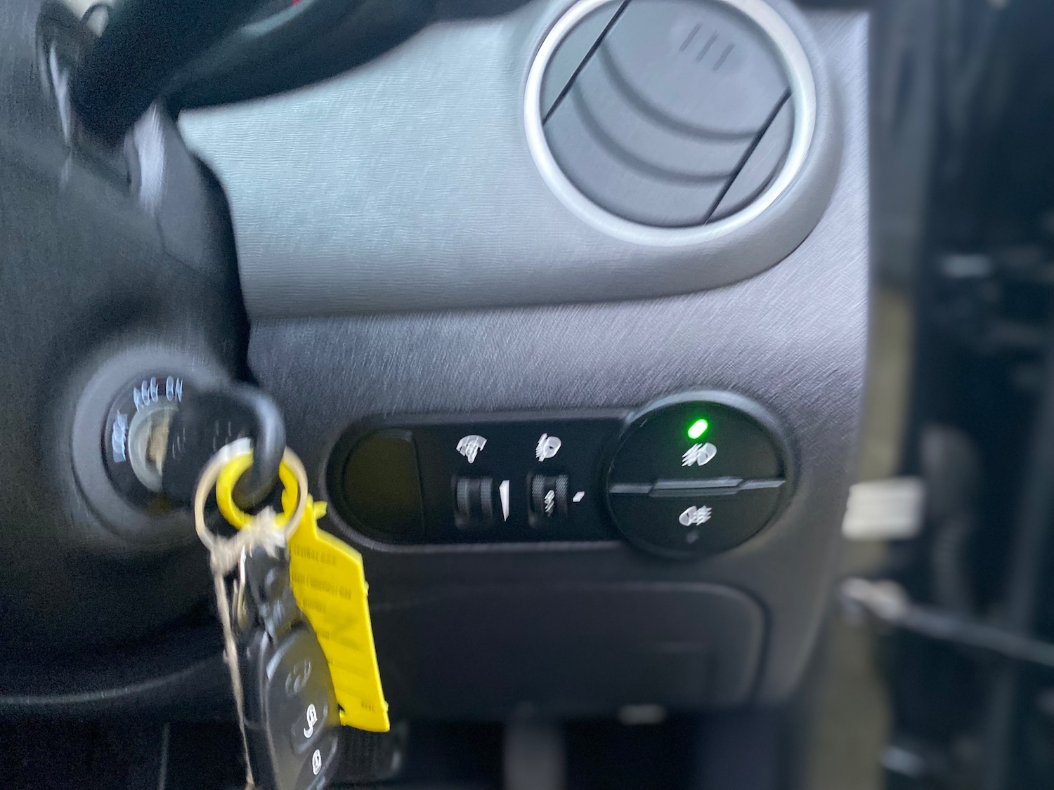 Used Hyundai i10 2010 for sale - 76851362: Photo 19