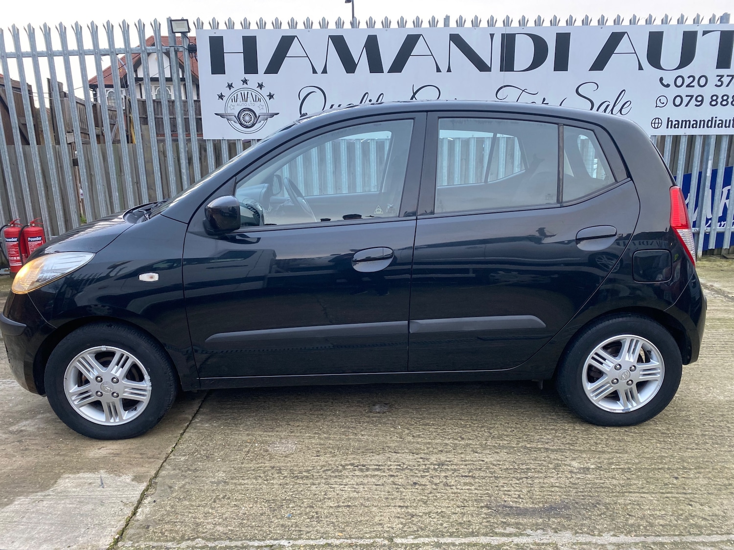 Used Hyundai i10 2010 for sale - 76851362: Photo 3