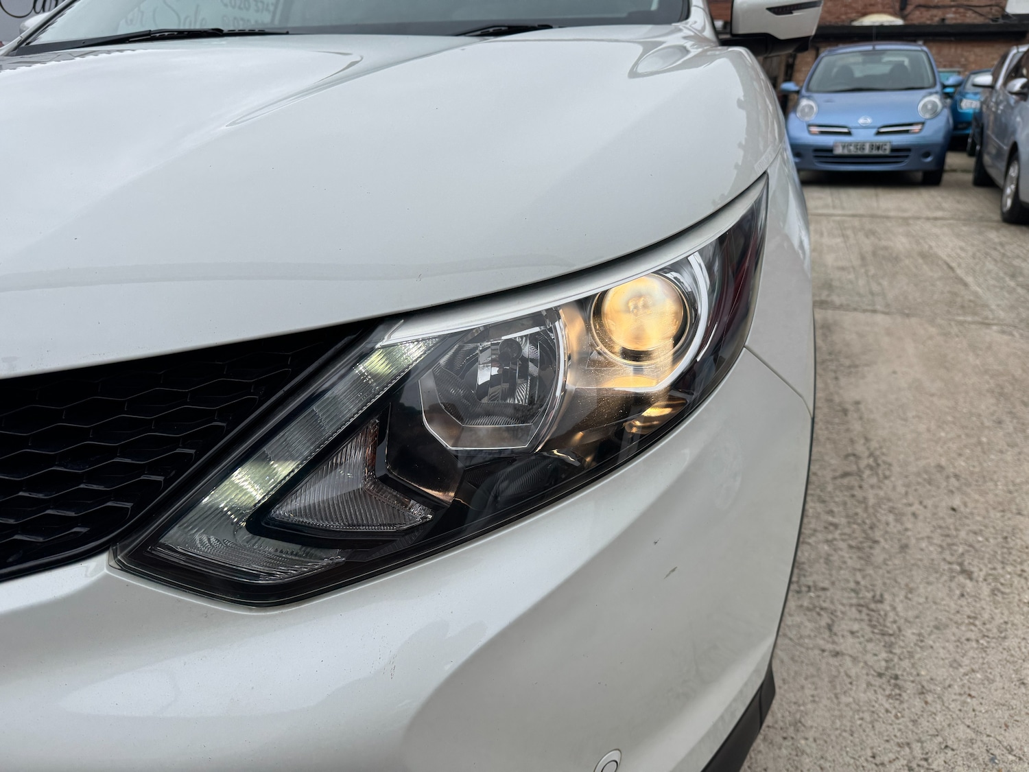 Used Nissan Qashqai 2017 for sale - 76508826: Photo 11