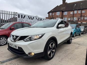 Used Nissan Qashqai 2017 for sale - 76508826: Photo