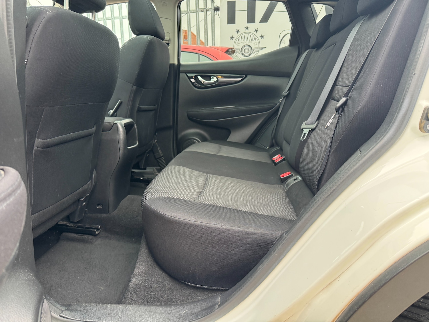 Used Nissan Qashqai 2017 for sale - 76508826: Photo 26