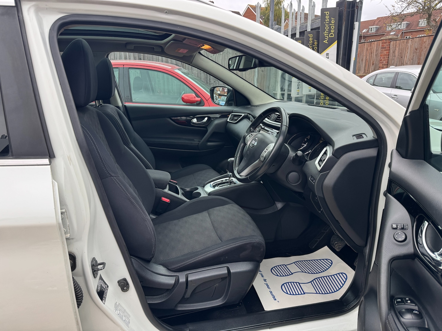 Used Nissan Qashqai 2017 for sale - 76508826: Photo 44