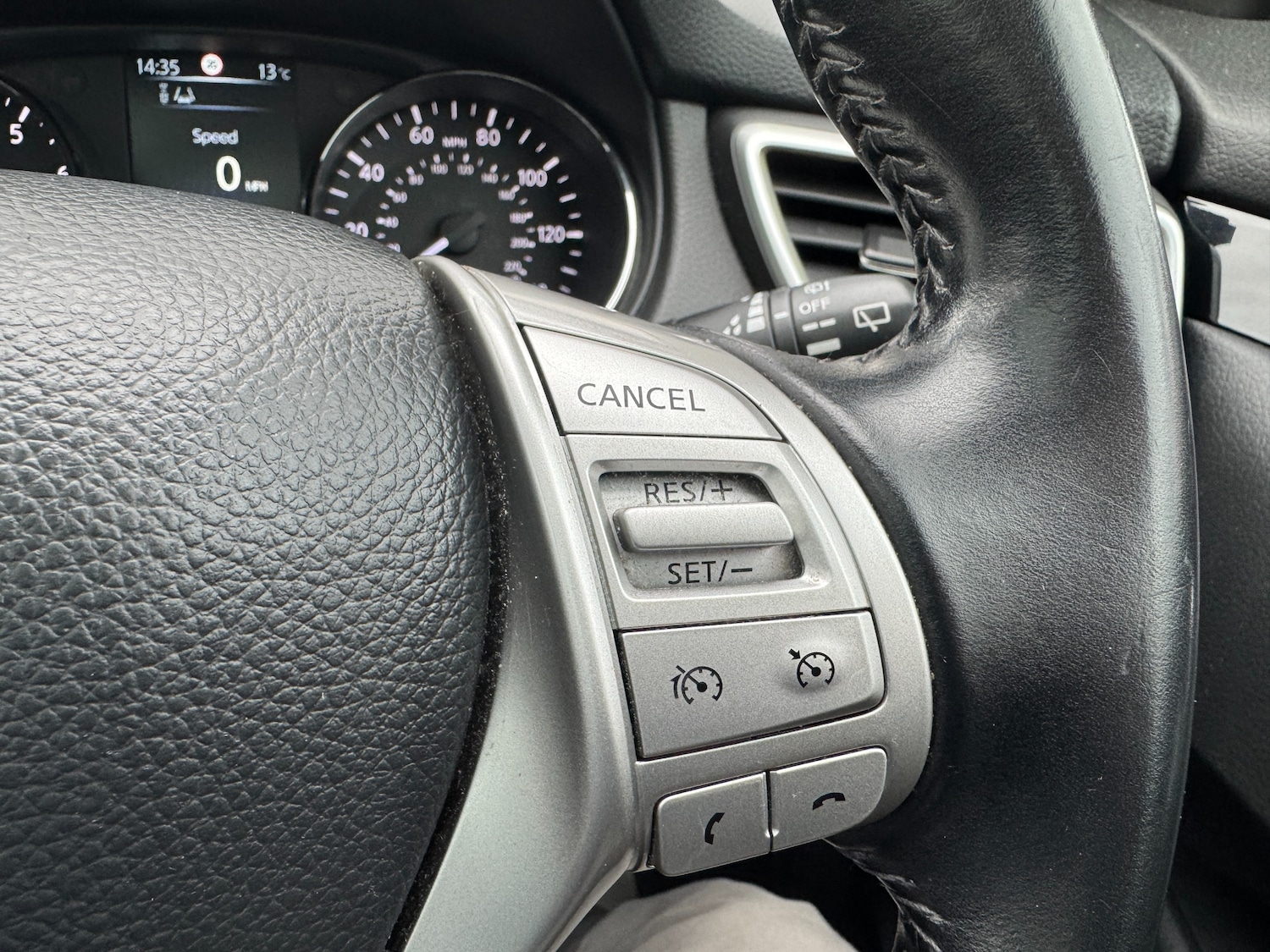 Used Nissan Qashqai 2017 for sale - 76508826: Photo 50