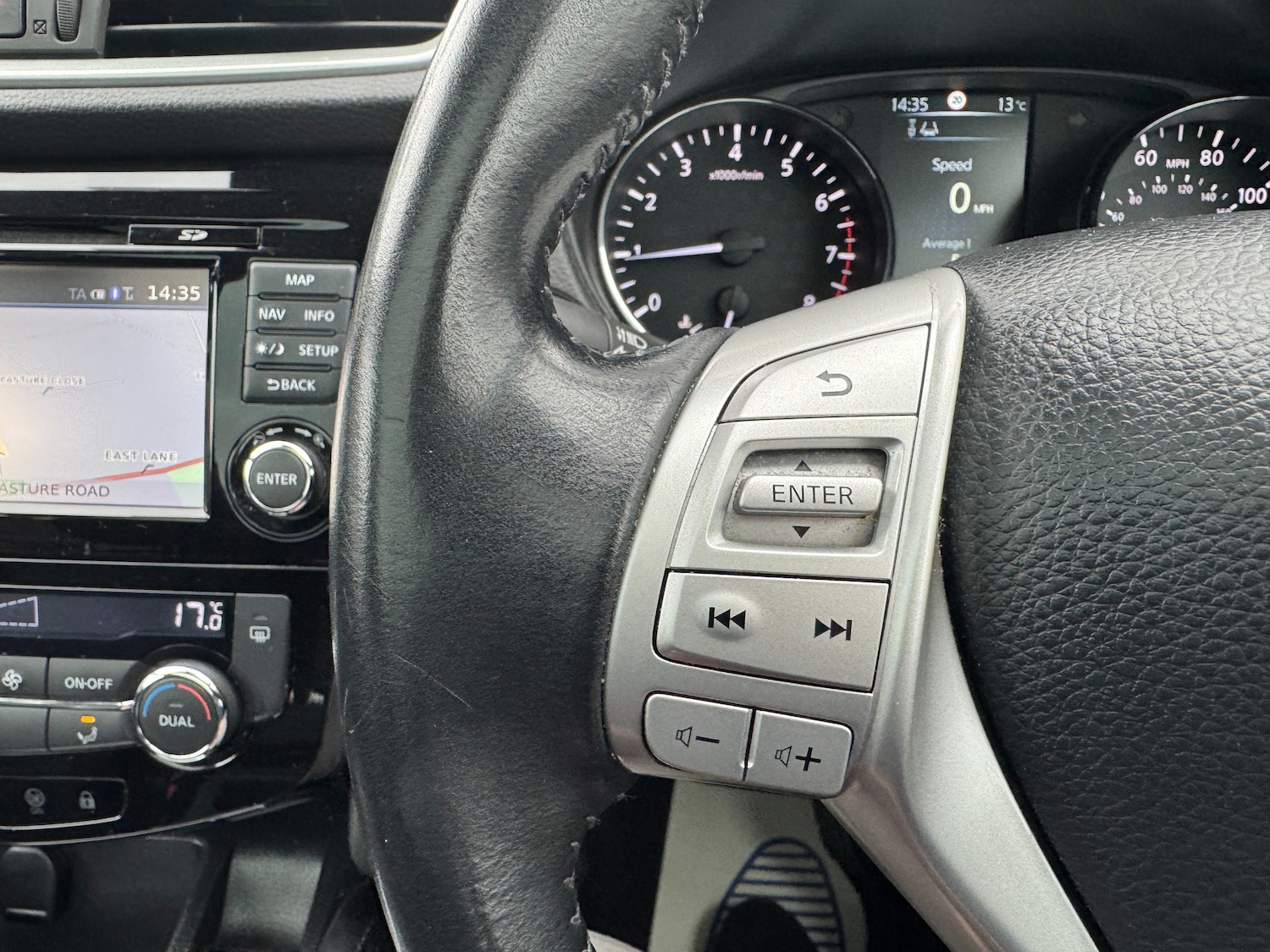 Used Nissan Qashqai 2017 for sale - 76508826: Photo 51