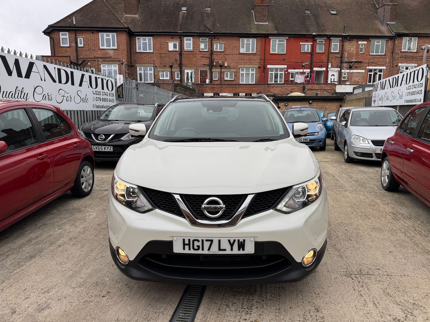 Used Nissan Qashqai 2017 for sale - 76508826: Photo 9