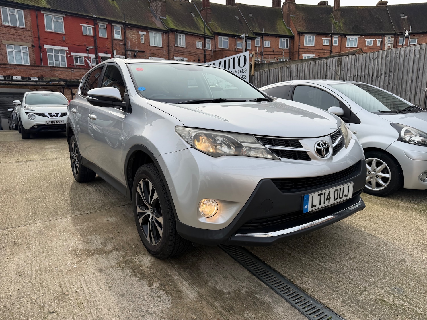 Used Toyota RAV4 2014 for sale - 77600557: Photo 5