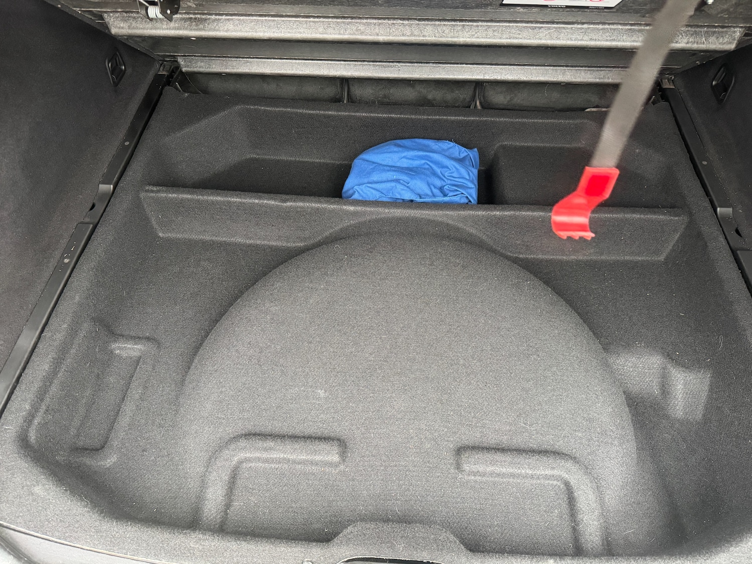 Used Volvo XC60 2015 for sale - 76586767: Photo 24