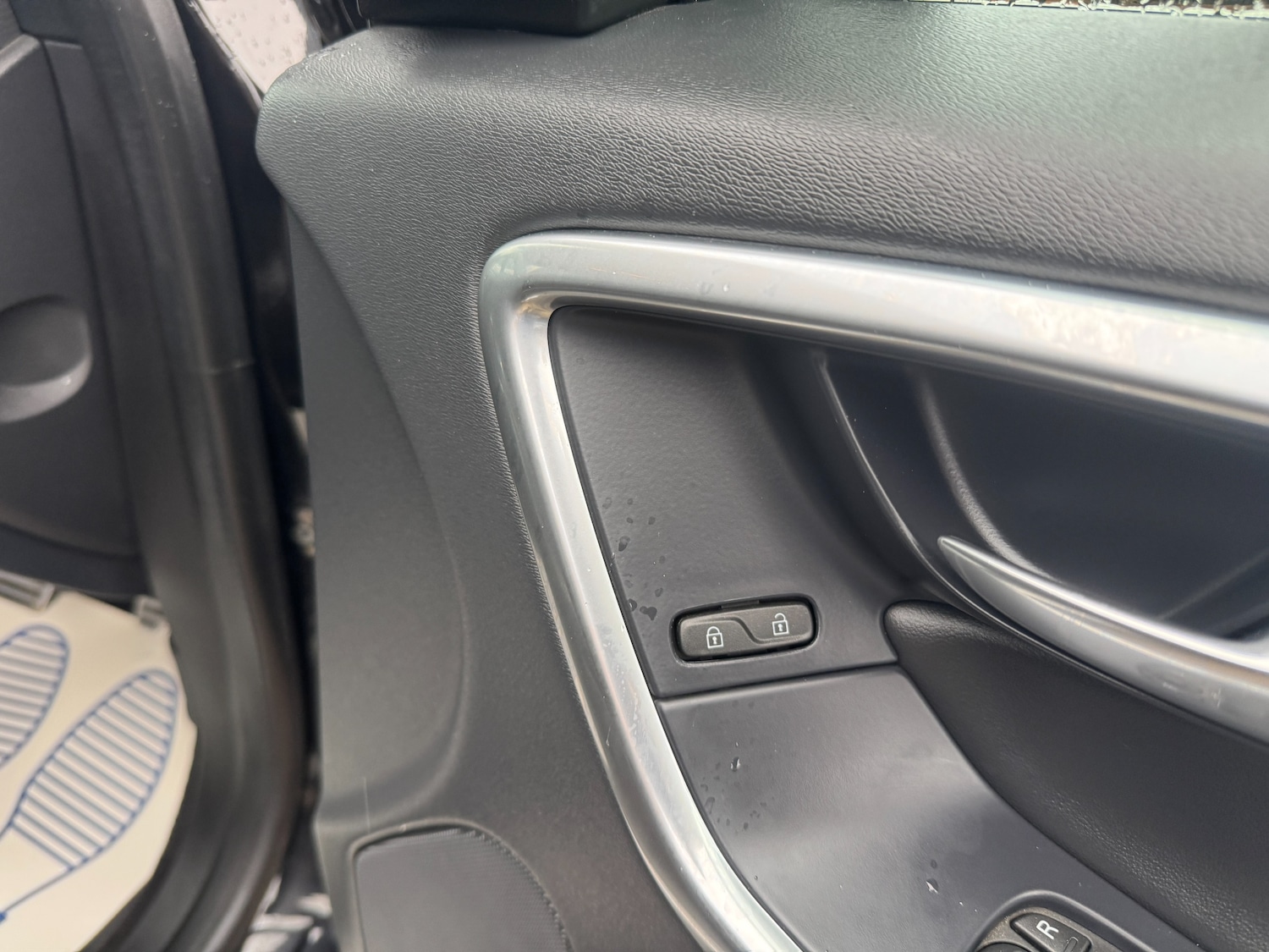 Used Volvo XC60 2015 for sale - 76586767: Photo 34