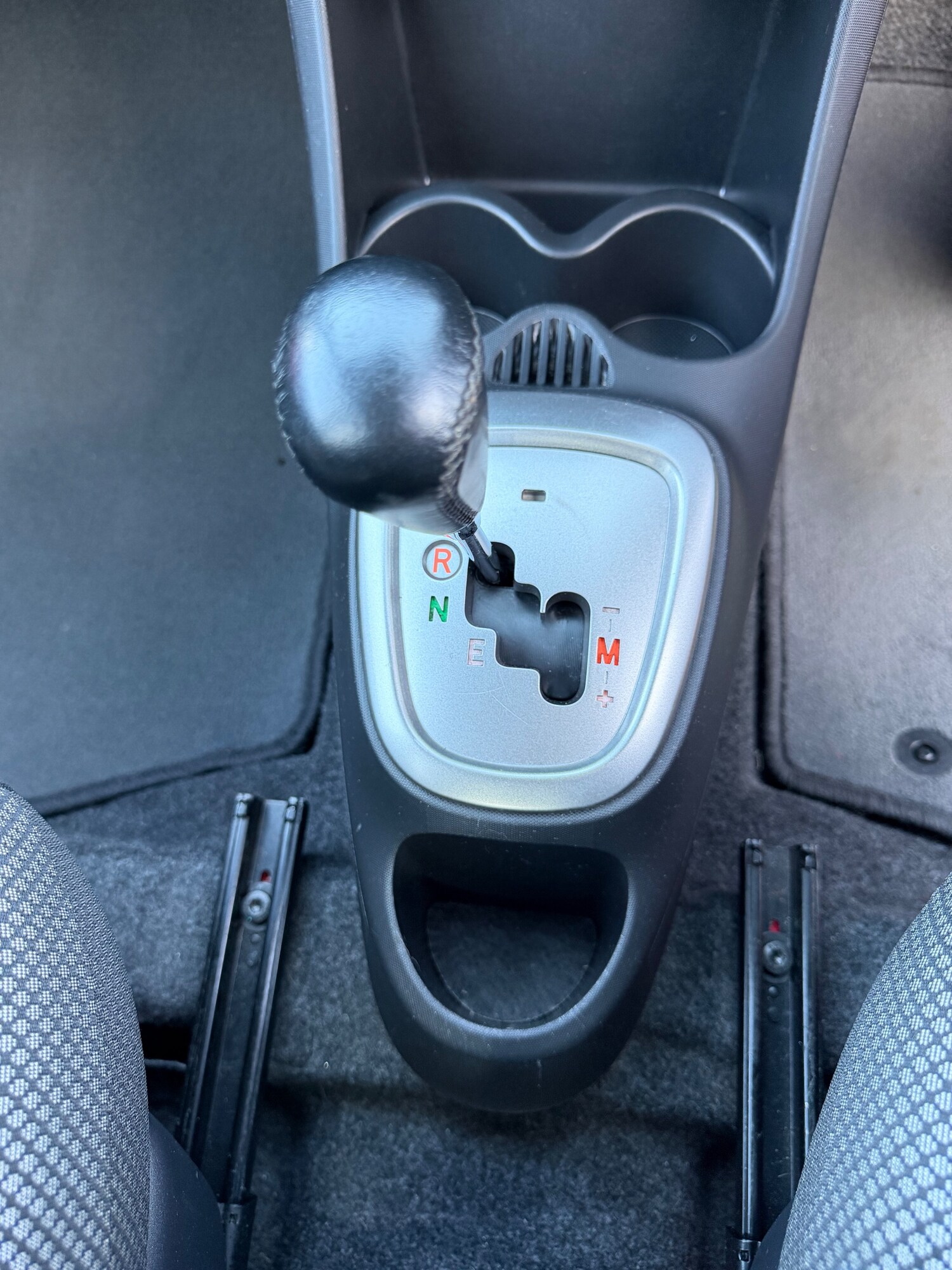 Used Toyota AYGO for sale - 77872240: Photo 25