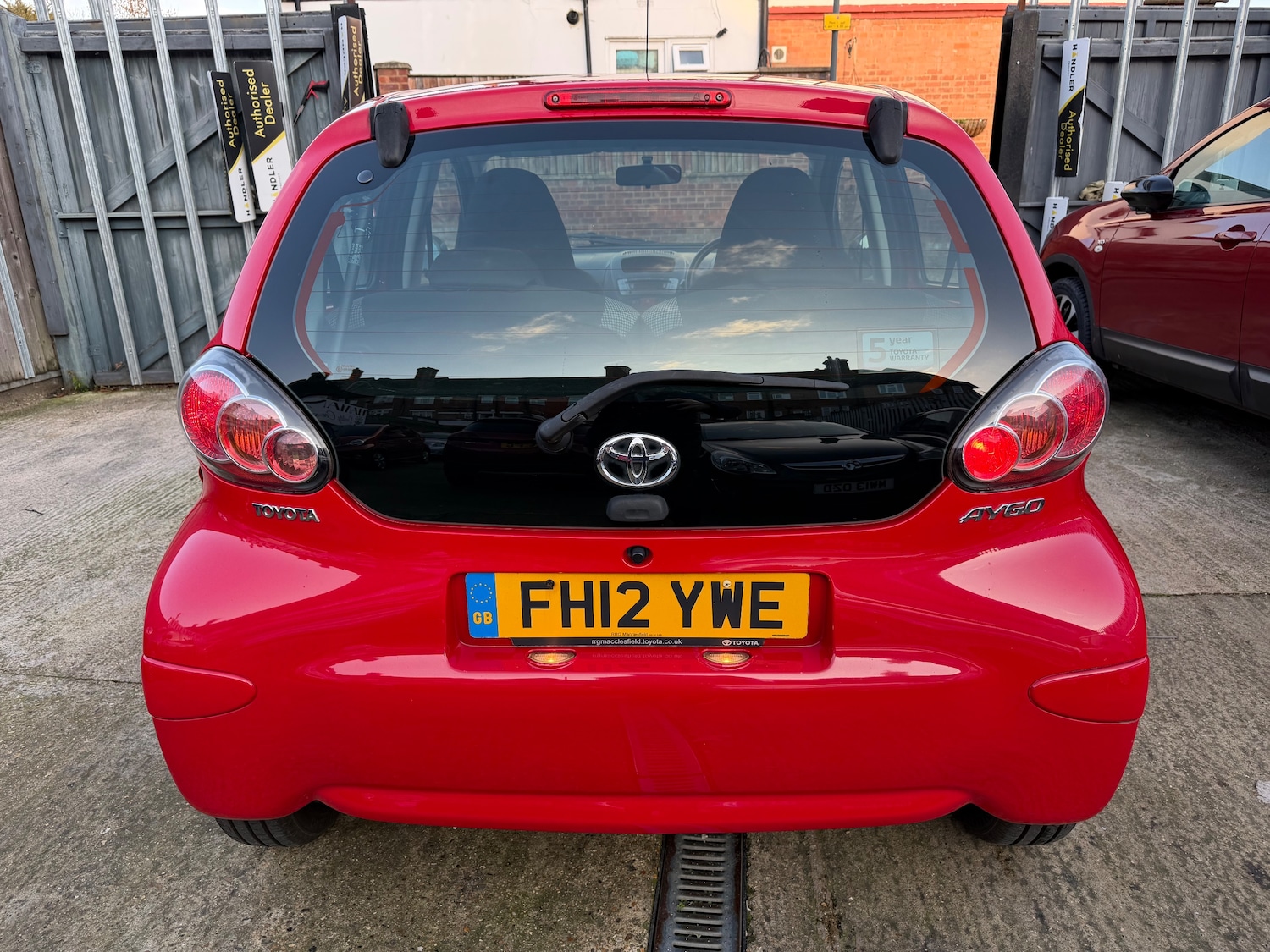 Used Toyota AYGO for sale - 77872240: Photo 6