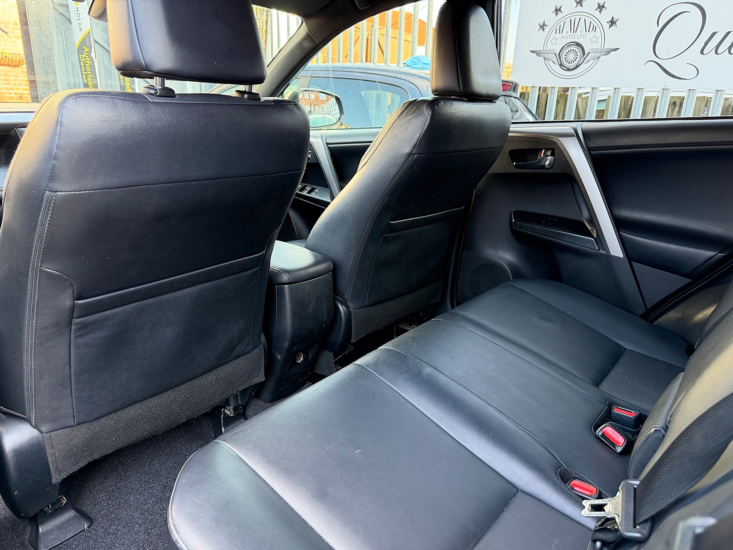 Used Toyota RAV4 2017 for sale - 77368786: Photo 17