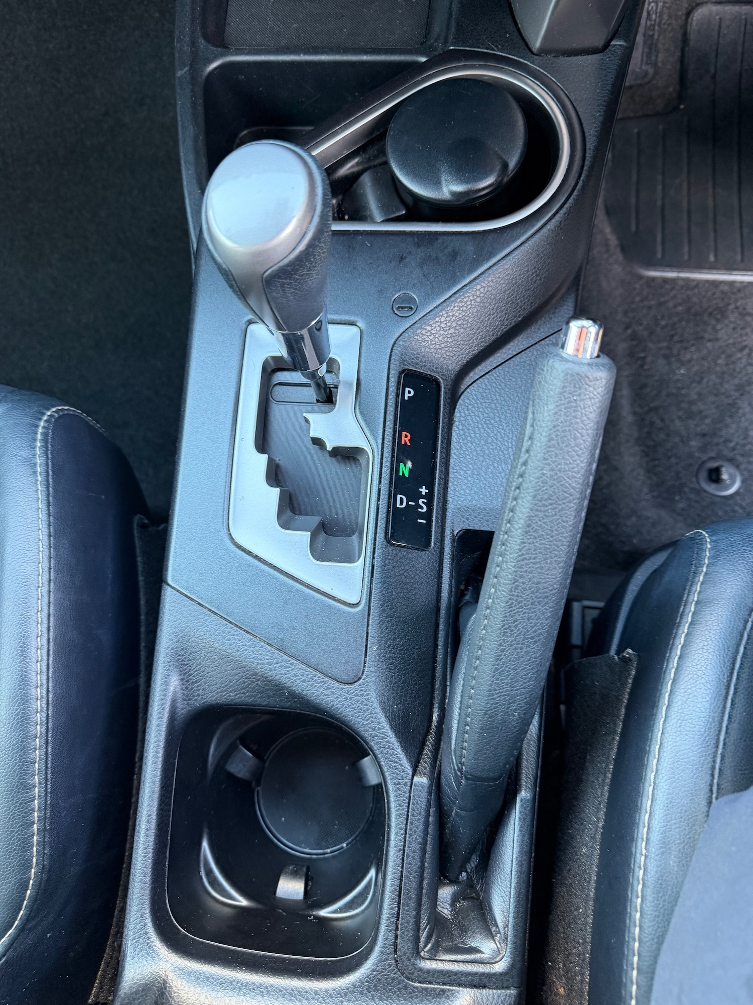 Used Toyota RAV4 2017 for sale - 77368786: Photo 35