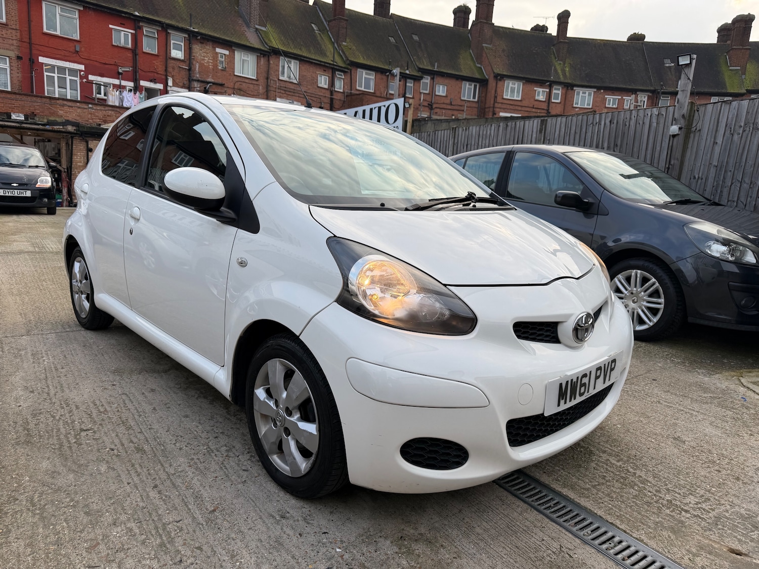 Used Toyota AYGO for sale - 77872276: Photo 7