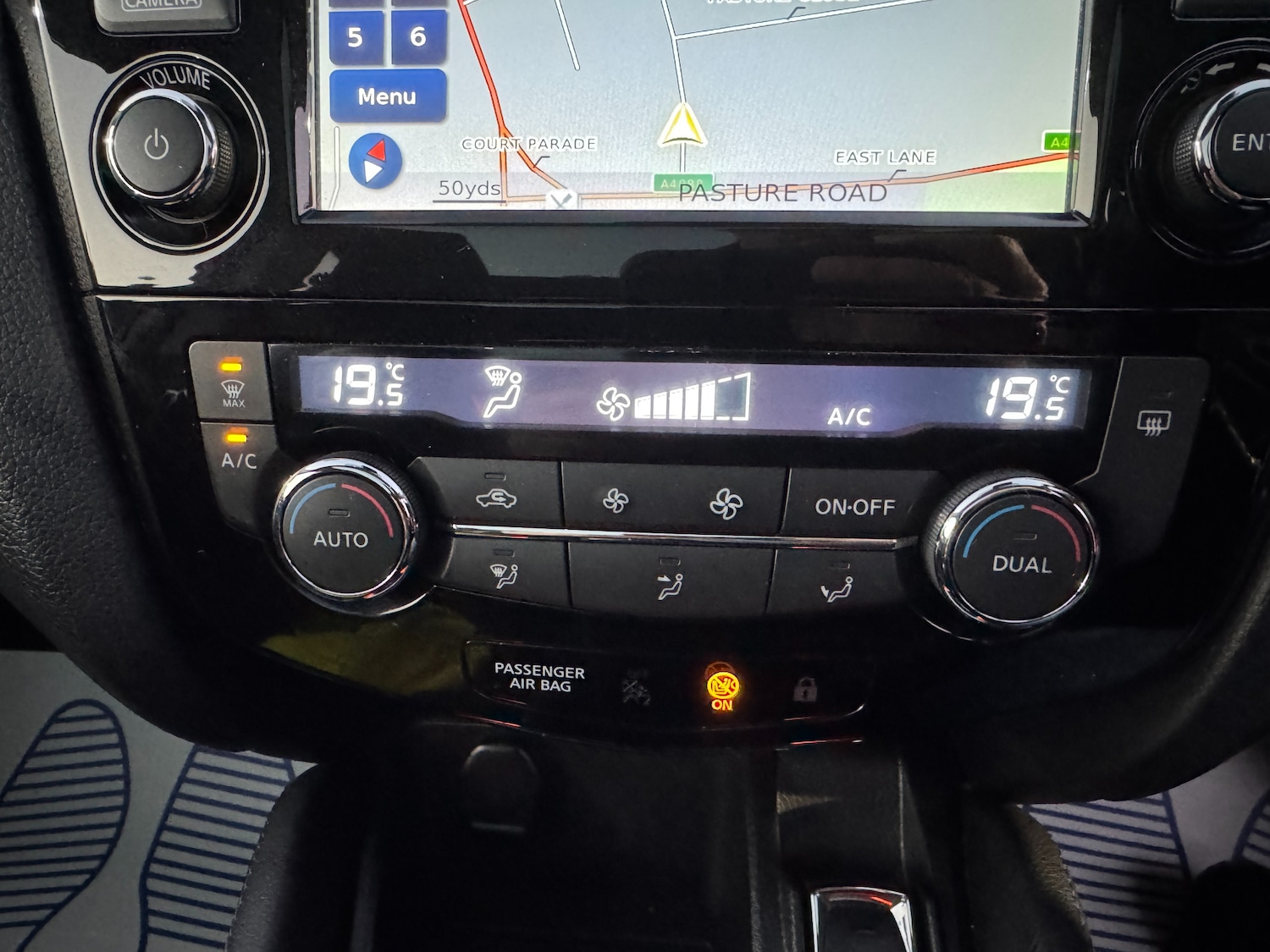 Used Nissan Qashqai 2015 for sale - 77795206: Photo 67