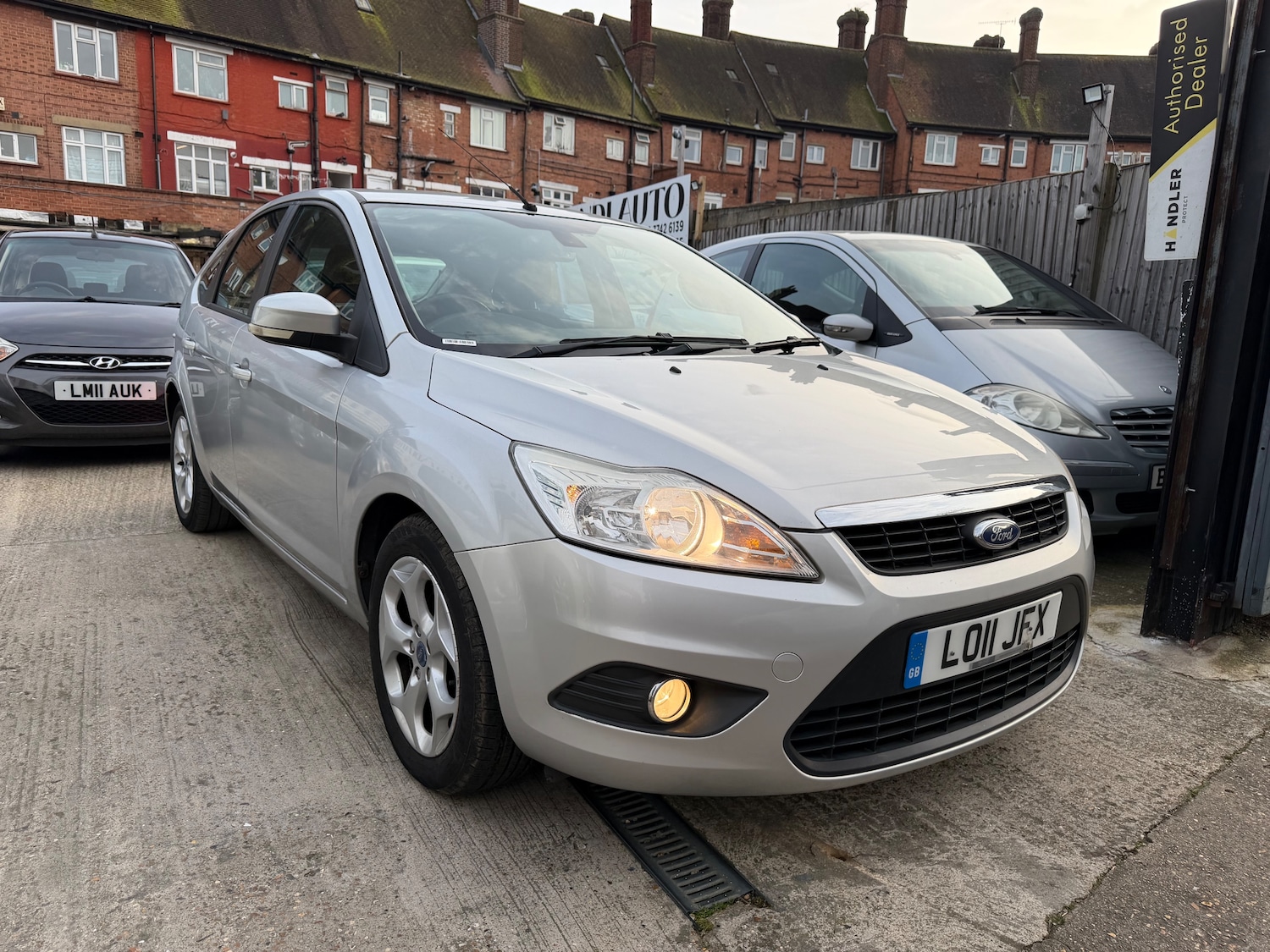 Used Ford Focus 2011 for sale - 77976103: Photo 5