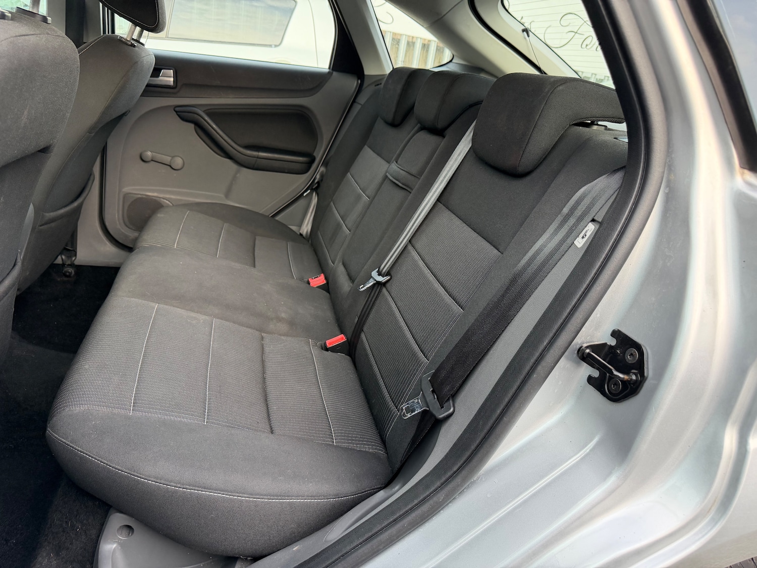 Used Ford Focus 2011 for sale - 77976103: Photo 9