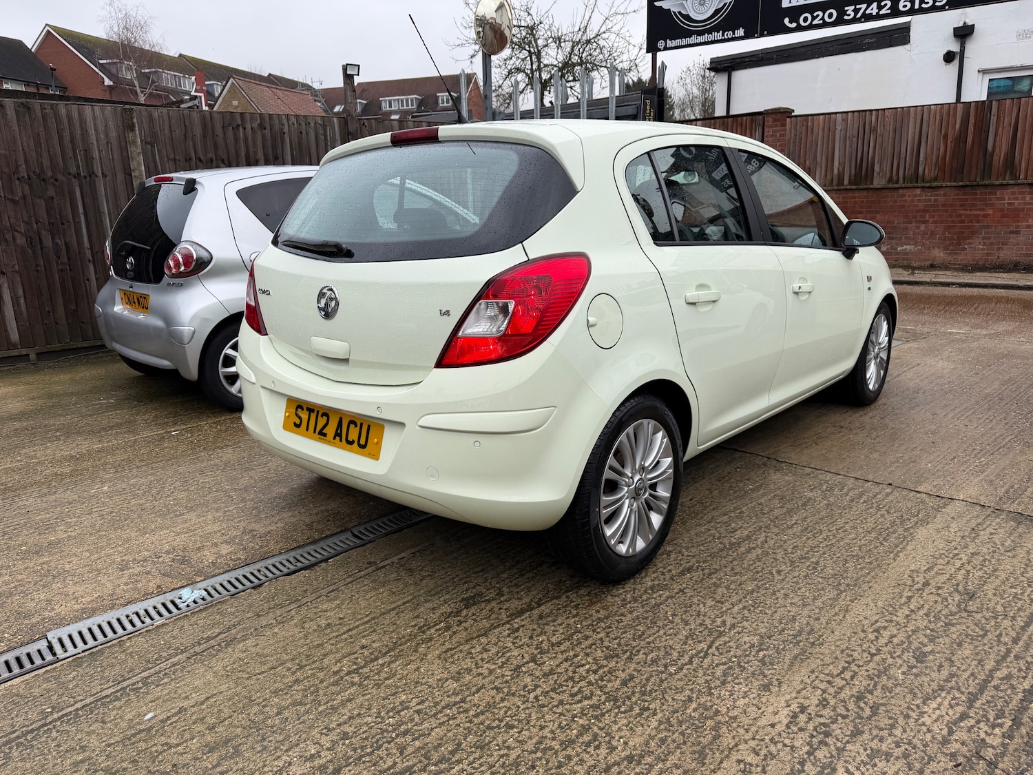 Used Vauxhall Corsa 2012 for sale - 77546121: Photo 4