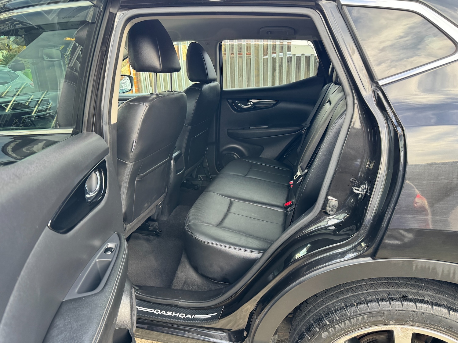 Used Nissan Qashqai 2016 for sale - 77319694: Photo 32