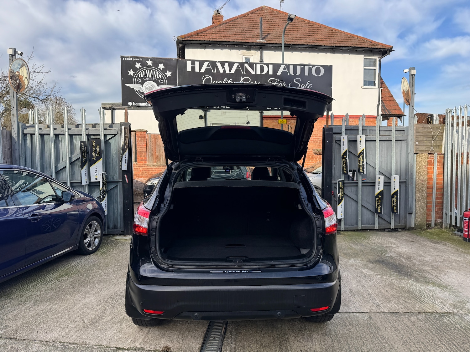 Used Nissan Qashqai 2016 for sale - 77319694: Photo 38