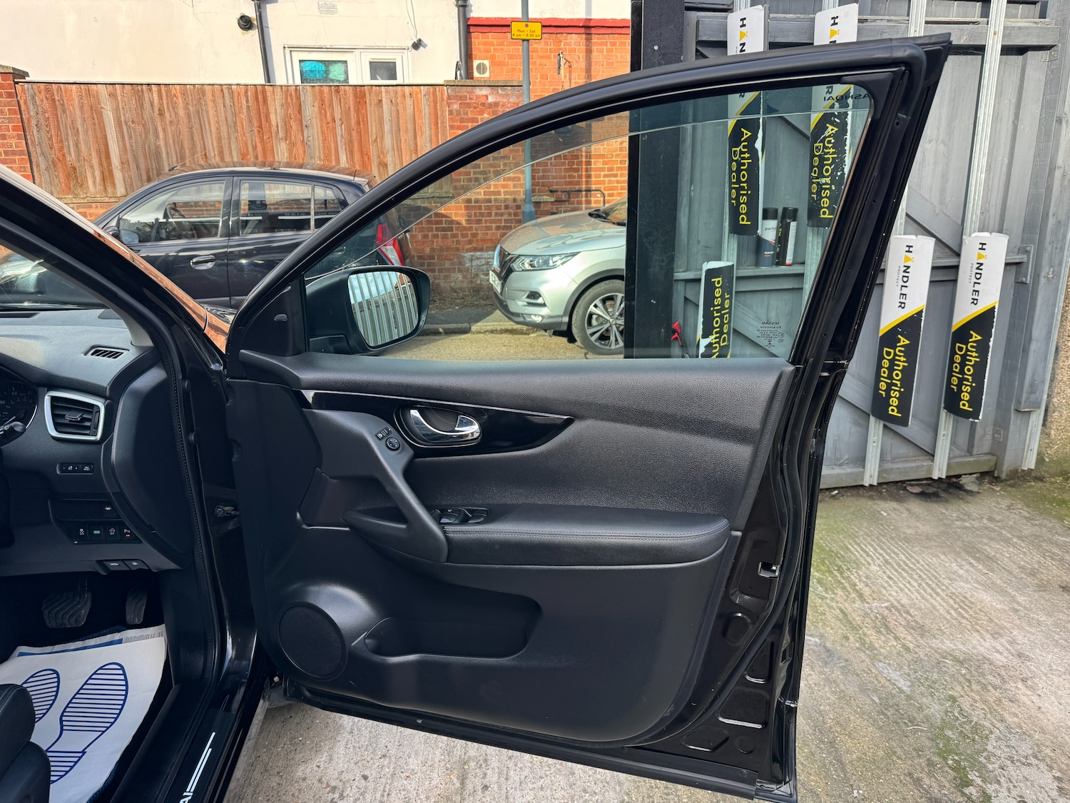 Used Nissan Qashqai 2016 for sale - 77319694: Photo 51