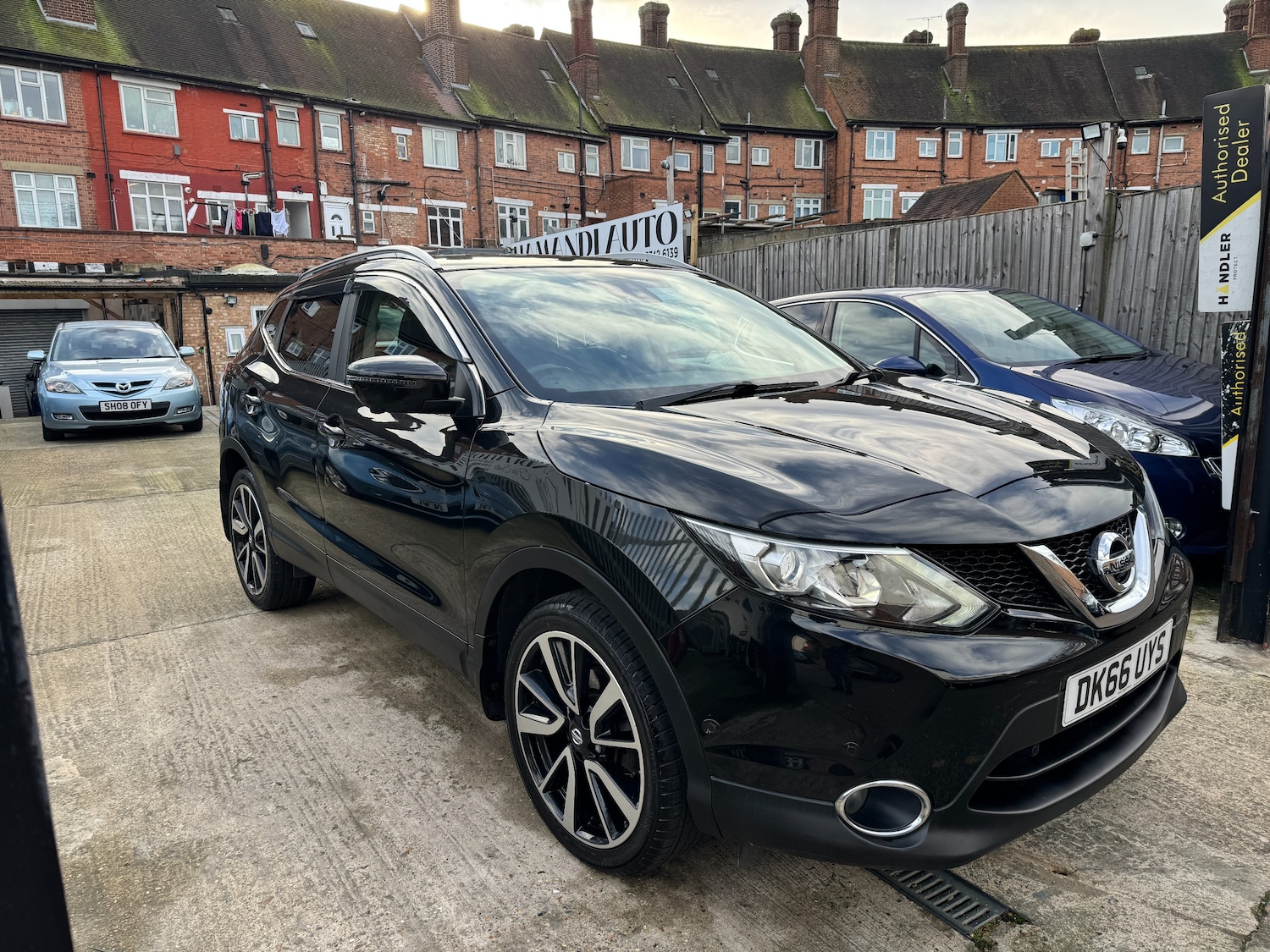Used Nissan Qashqai 2016 for sale - 77319694: Photo 8