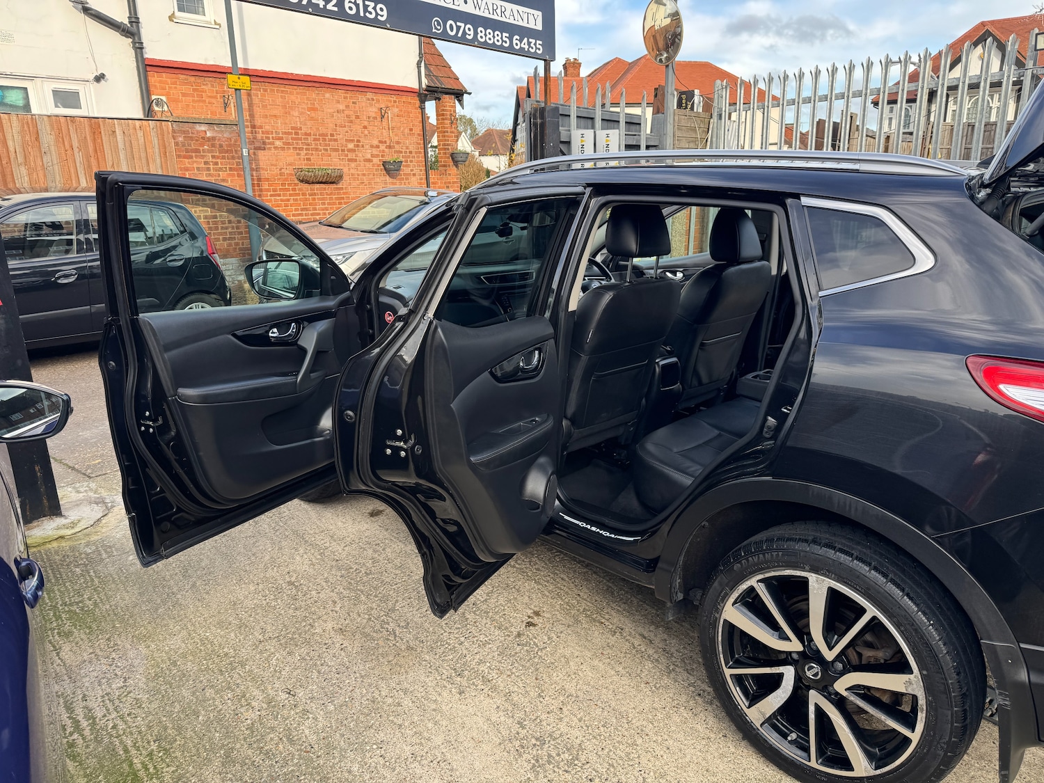 Used Nissan Qashqai 2016 for sale - 77319694: Photo 93