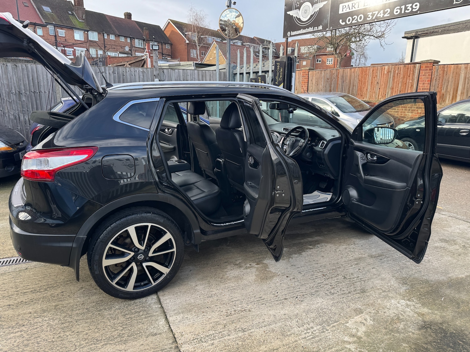 Used Nissan Qashqai 2016 for sale - 77319694: Photo 94