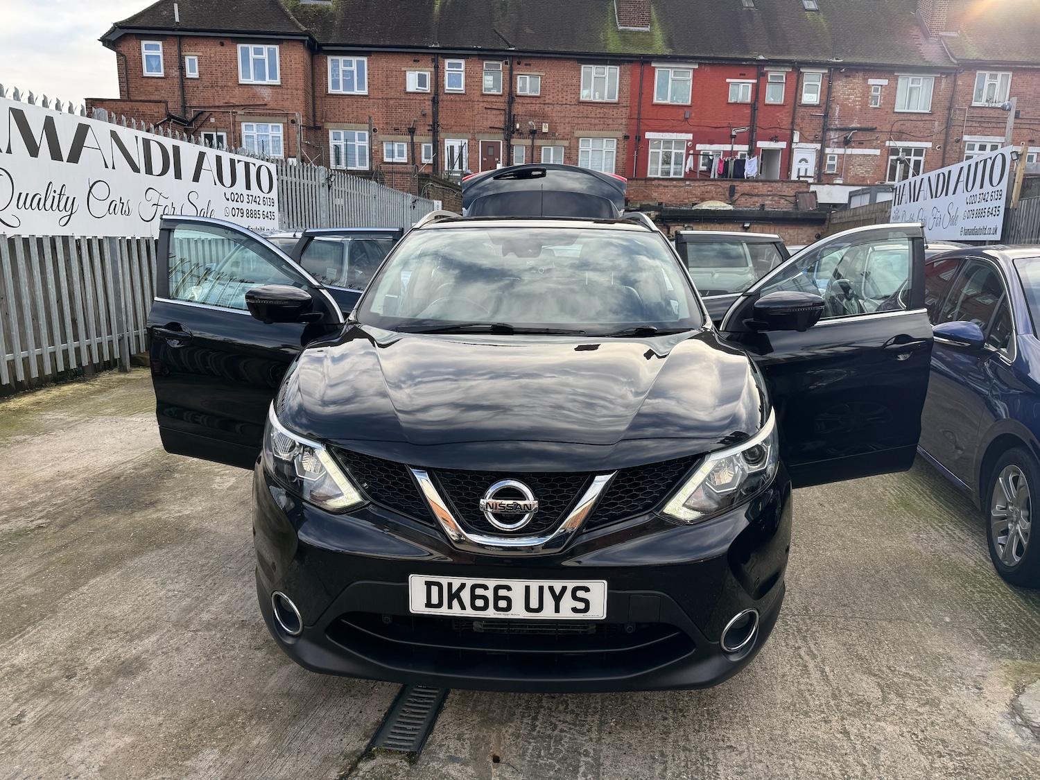 Used Nissan Qashqai 2016 for sale - 77319694: Photo 95