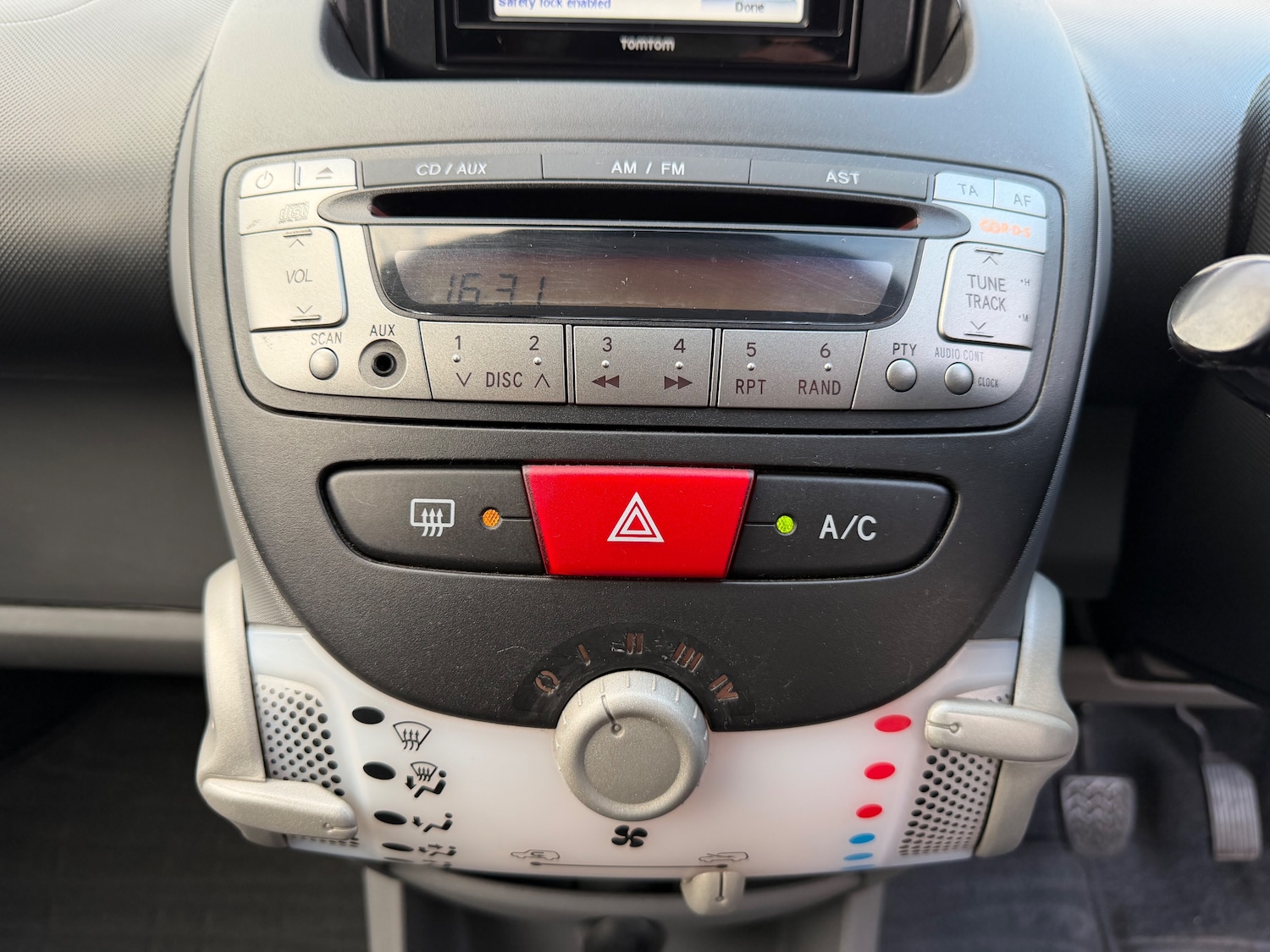 Used Toyota AYGO 2012 for sale - 77810295: Photo 16