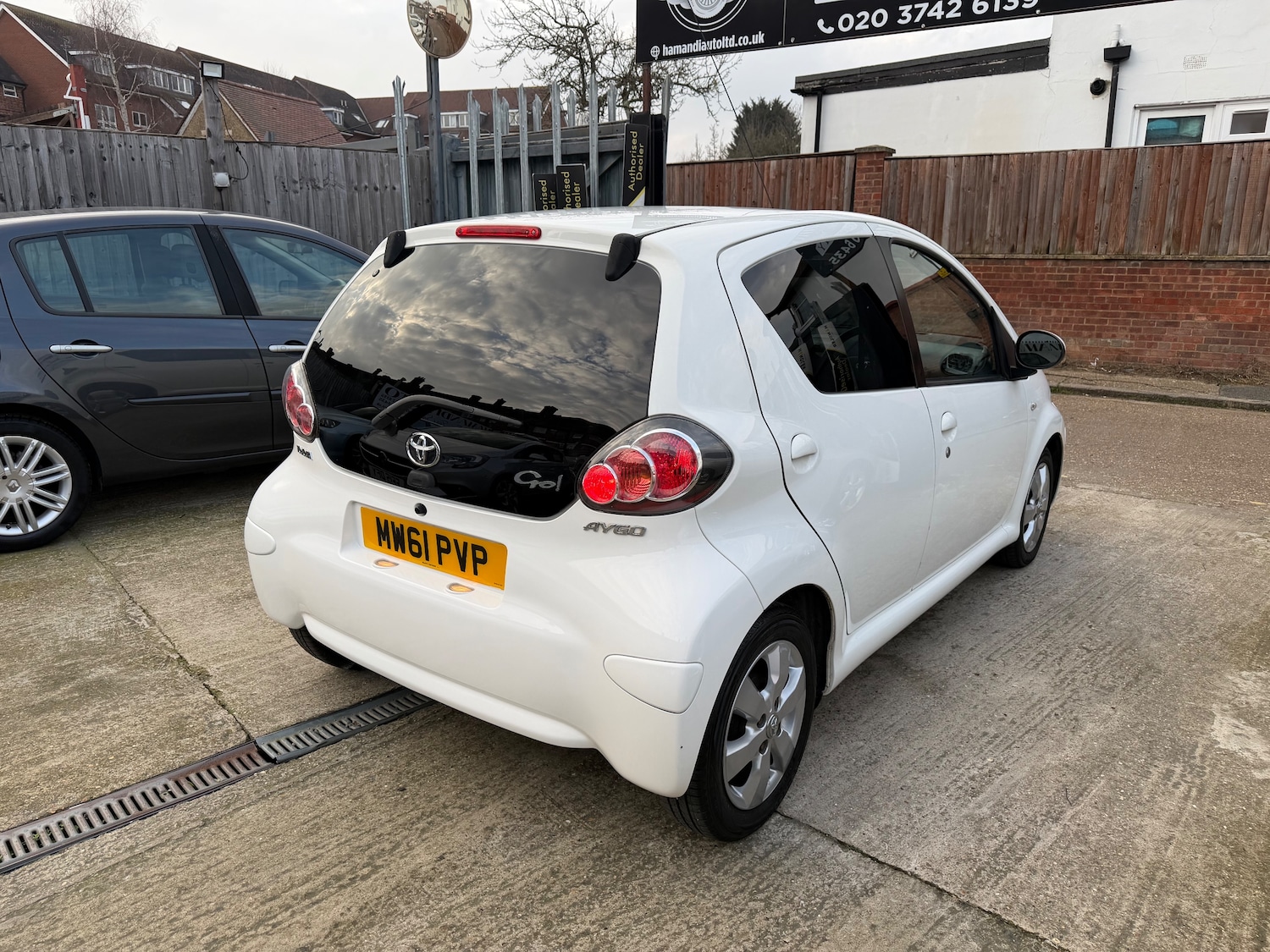 Used Toyota AYGO 2012 for sale - 77810295: Photo 6