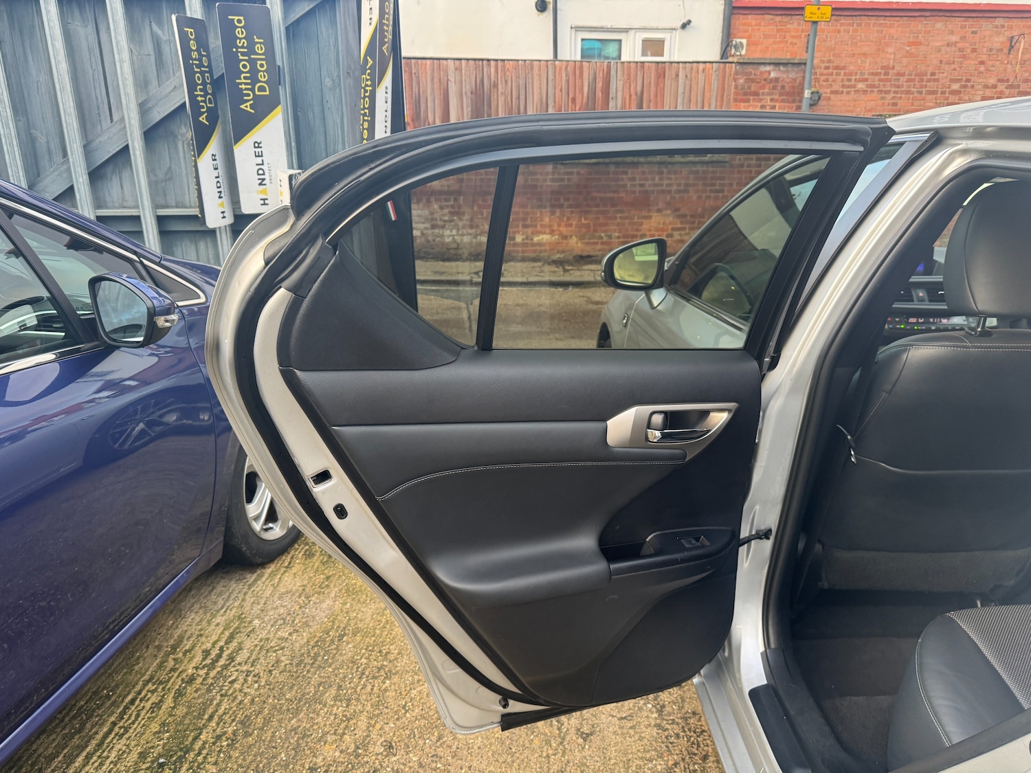 Used Lexus CT 2014 for sale - 77307756: Photo 30