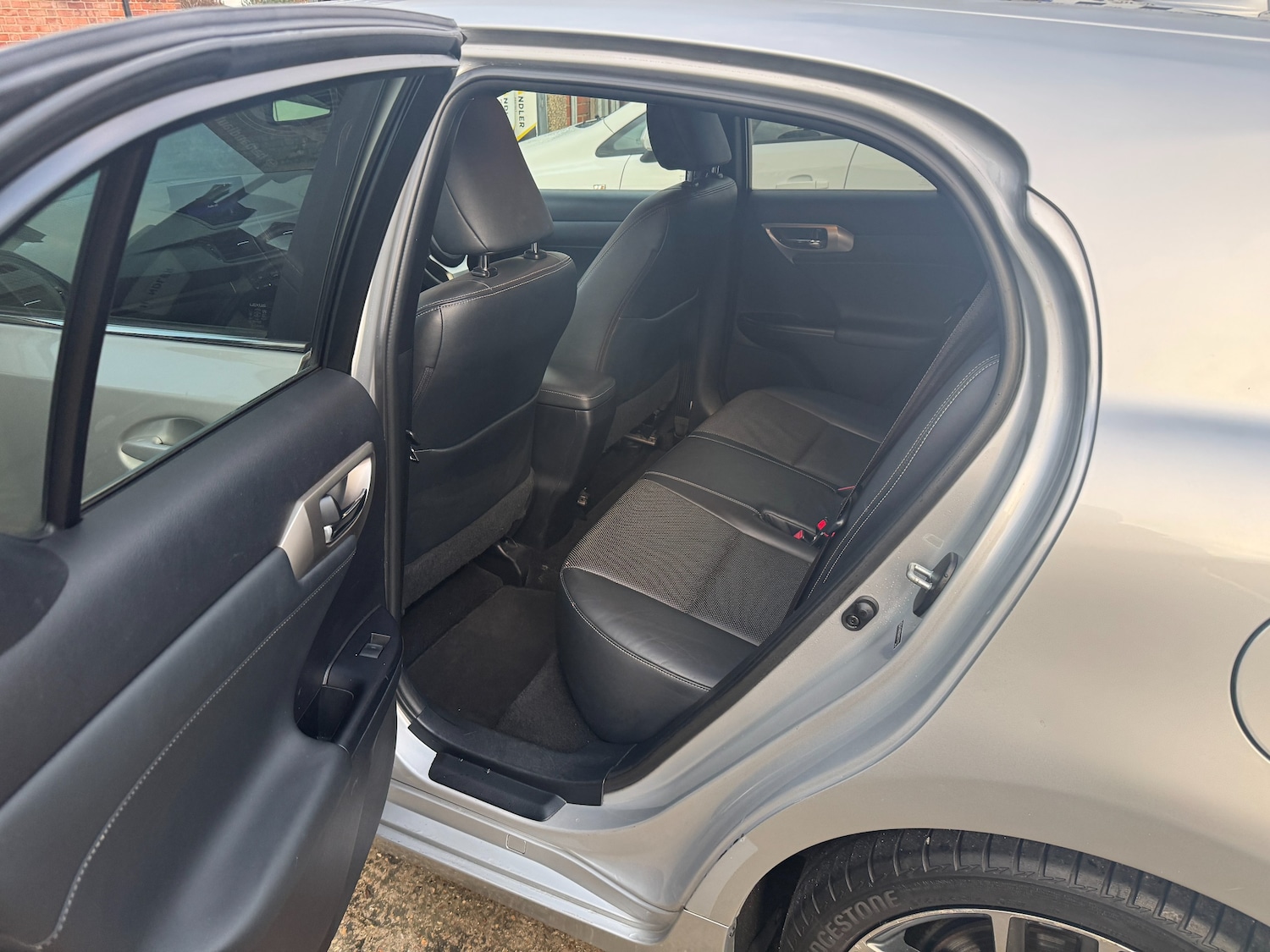 Used Lexus CT 2014 for sale - 77307756: Photo 32